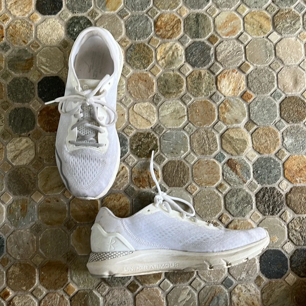 Under Armour women’s white sneakers - Picture 4 of 4